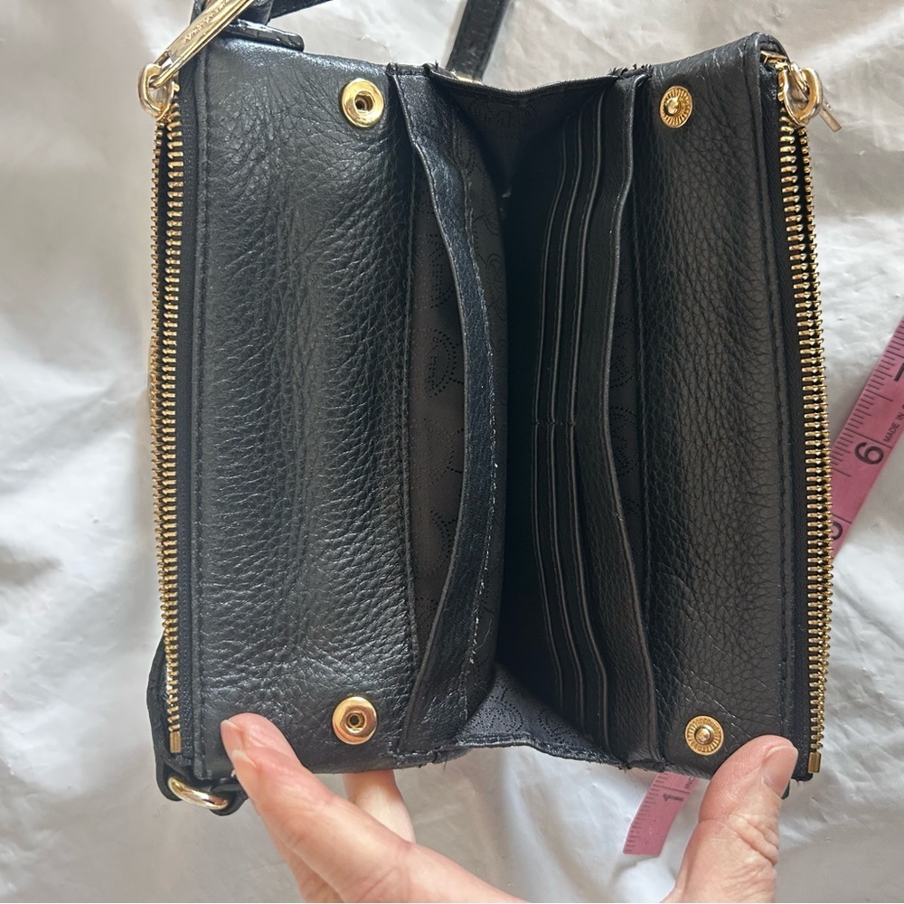 Michael Kors Fulton Black Pebbled Leather Crossbody Bag Built-in Wallet - Picture 4 of 9